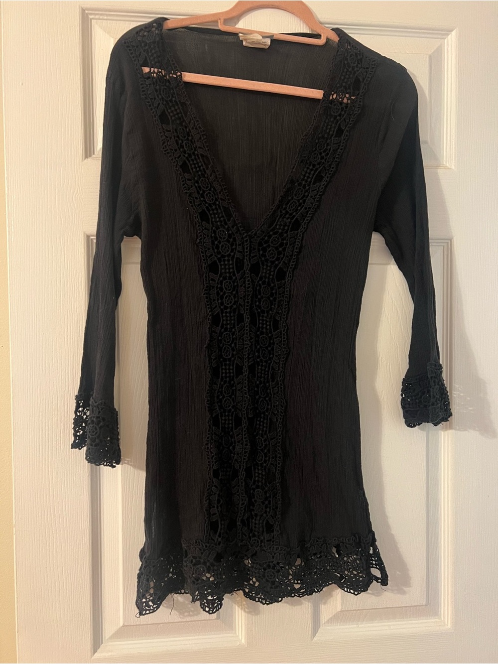 La Blanca Black Crochet-Trim Long Sleeve Swim Coverup